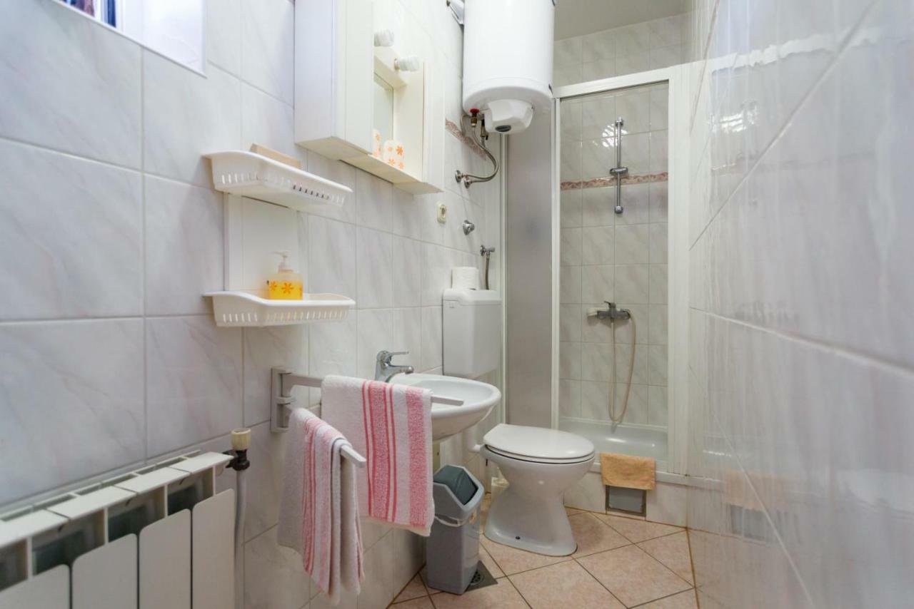 קרק Rooms Mimi מראה חיצוני תמונה